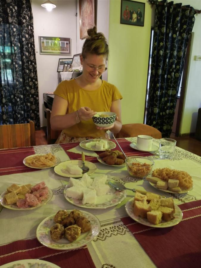 Lady Gordons Homestay 캔디 외부 사진
