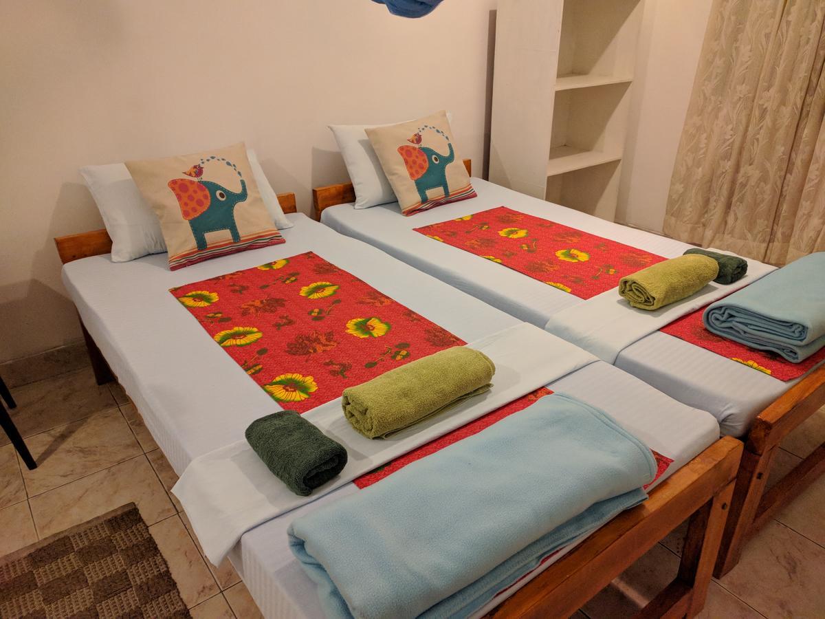 Lady Gordons Homestay 캔디 외부 사진