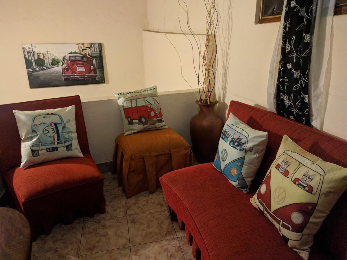 Lady Gordons Homestay 캔디 외부 사진